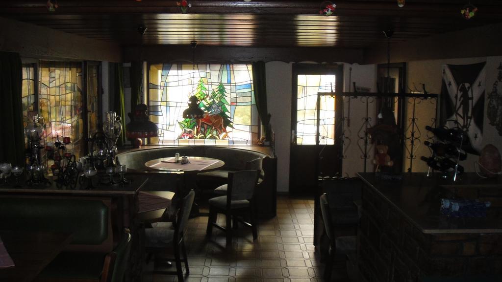 Black Bear Bikers Pub-Hotel Kempfeld Eksteriør billede