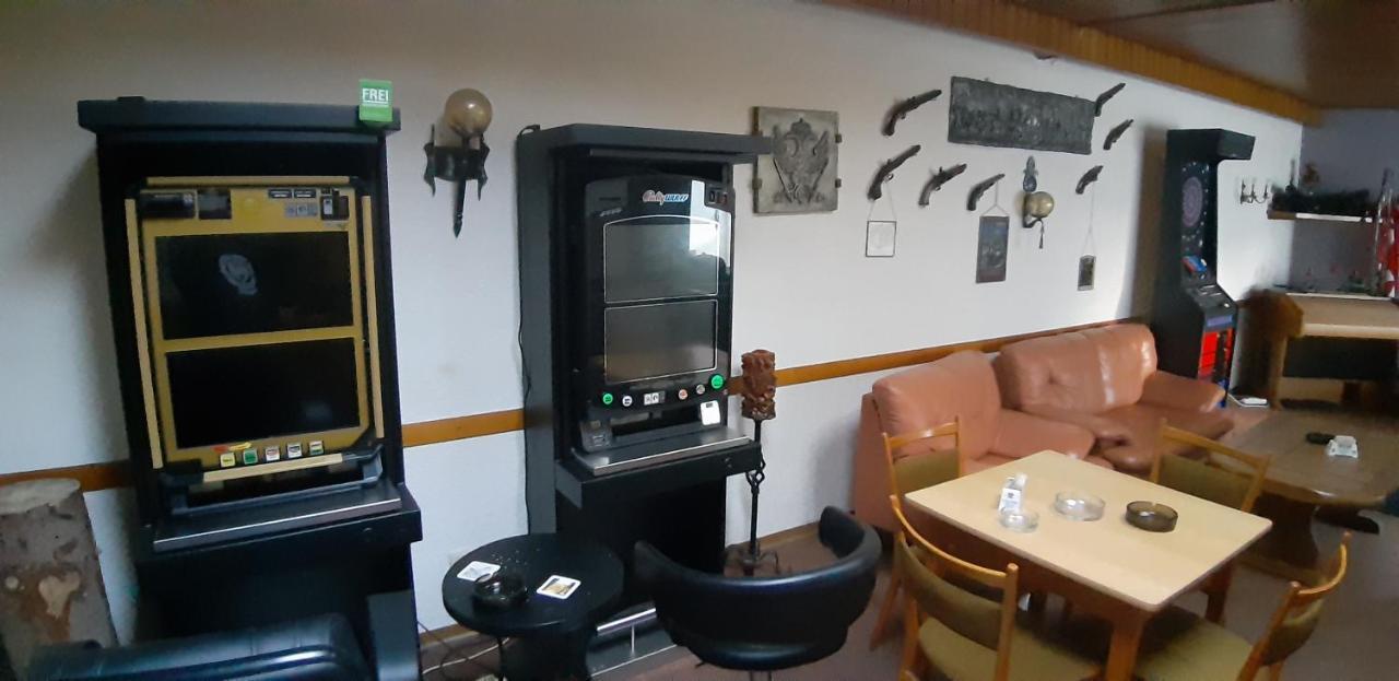 Black Bear Bikers Pub-Hotel Kempfeld Eksteriør billede